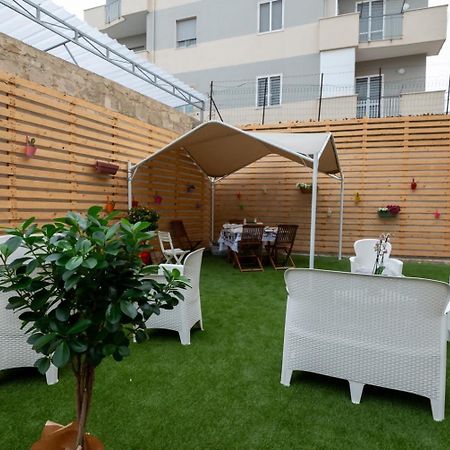 Da Zia Gina Locazione Turistica Hotel Бишелие Екстериор снимка